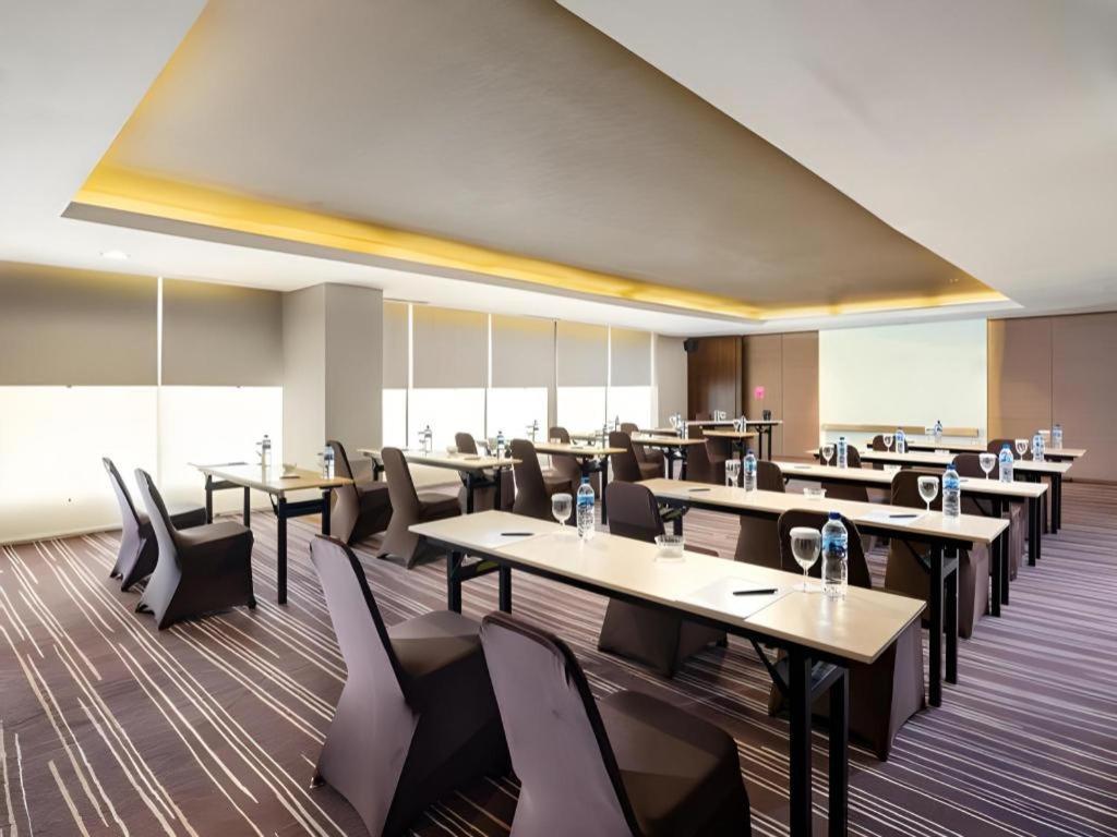 Artotel Suites Bianti Yogyakarta Kültér fotó