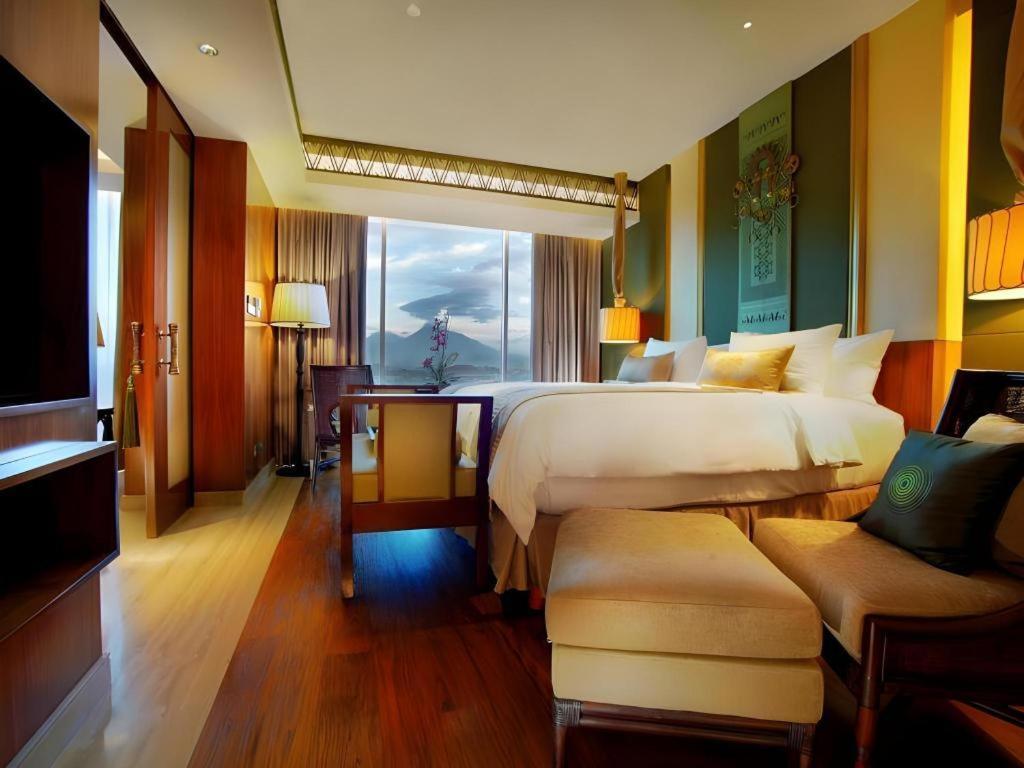 Artotel Suites Bianti Yogyakarta Kültér fotó