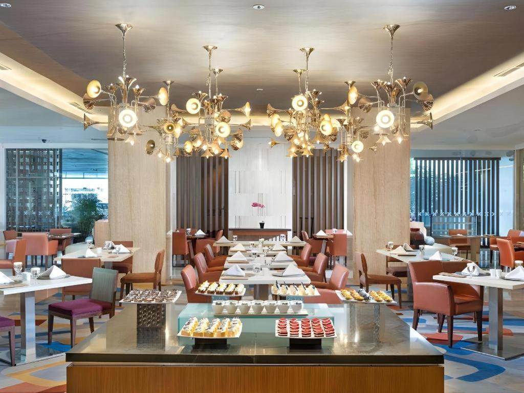 Artotel Suites Bianti Yogyakarta Kültér fotó