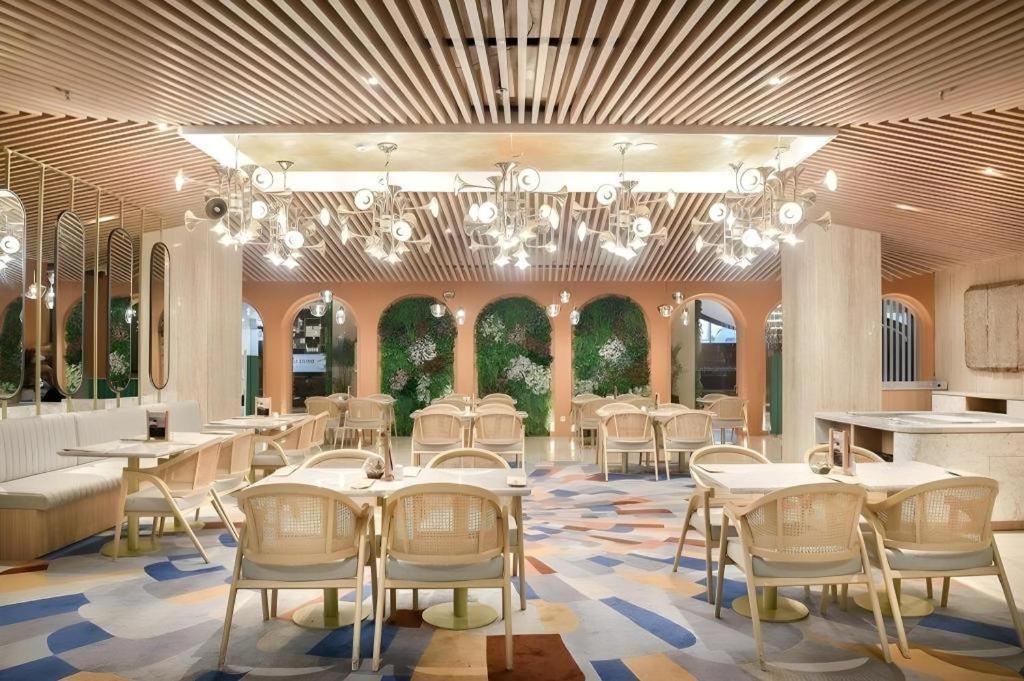 Artotel Suites Bianti Yogyakarta Kültér fotó